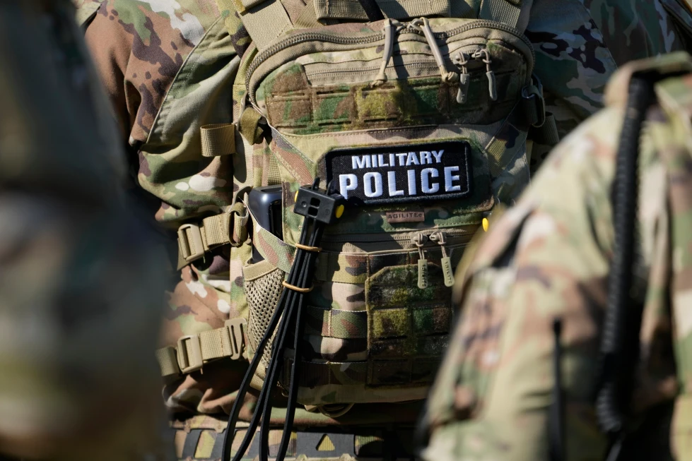 Miembros de Guardia Nacional abaten a hombre durante persecución en Memphis