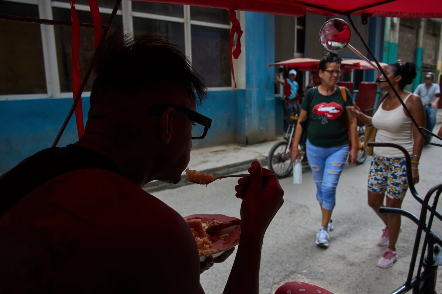 Cuba sufre apagón nacional al tiempo que se prolonga el cerco energético