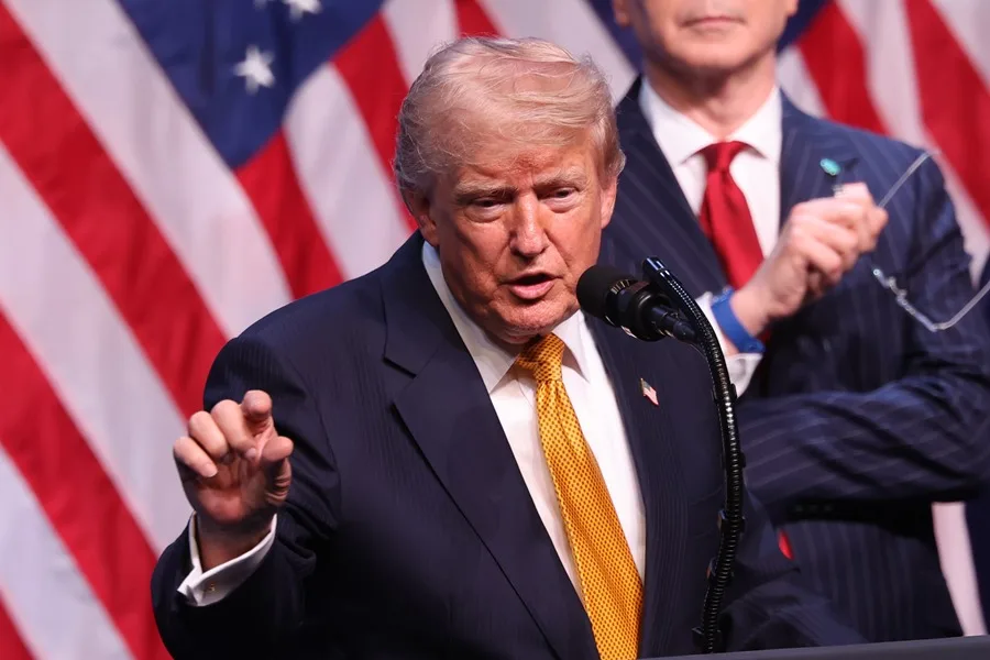 Trump dice que Irán busca un acuerdo, tras el fin de la tregua