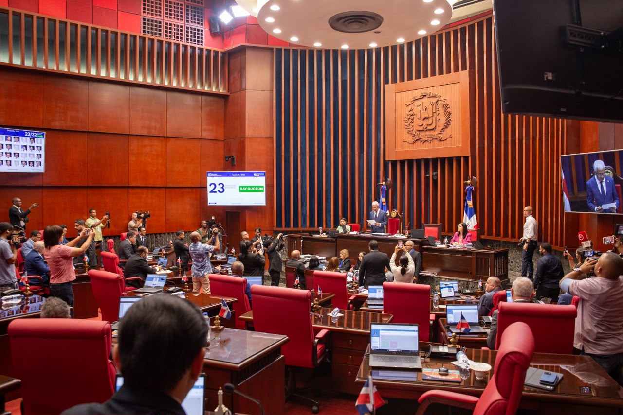 Ejecutivo propone 18 cambios al Código Penal; Senado promete aprobarlos antes del 3 de agosto