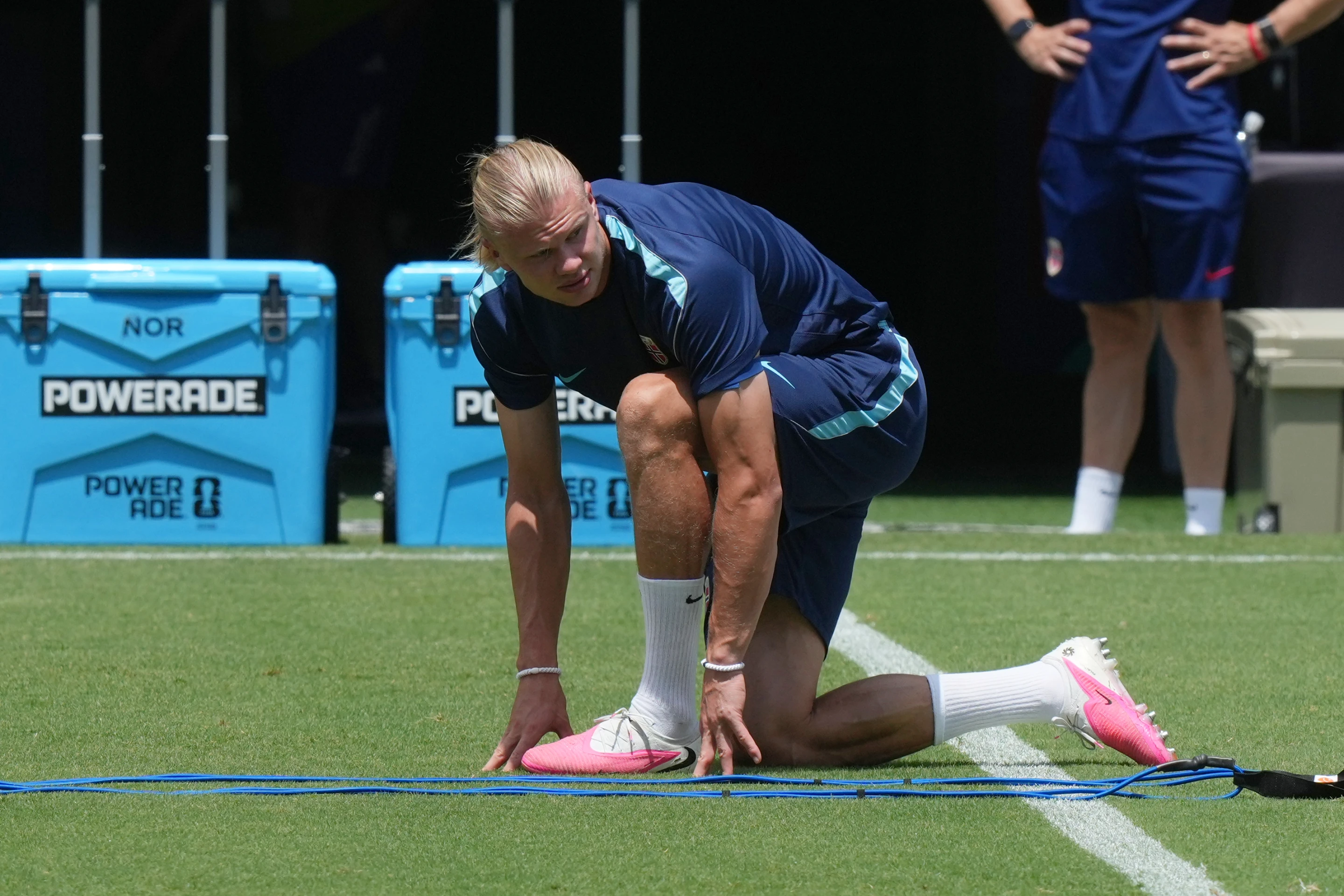 Inglaterra enfrenta a Noruega en cuartos del Mundial, con todas las miradas en Haaland