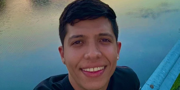 Padre de colombiano abatido por agentes de ICE en Maine exige justicia: “Era un hijo maravilloso y esa muerte es injusta”