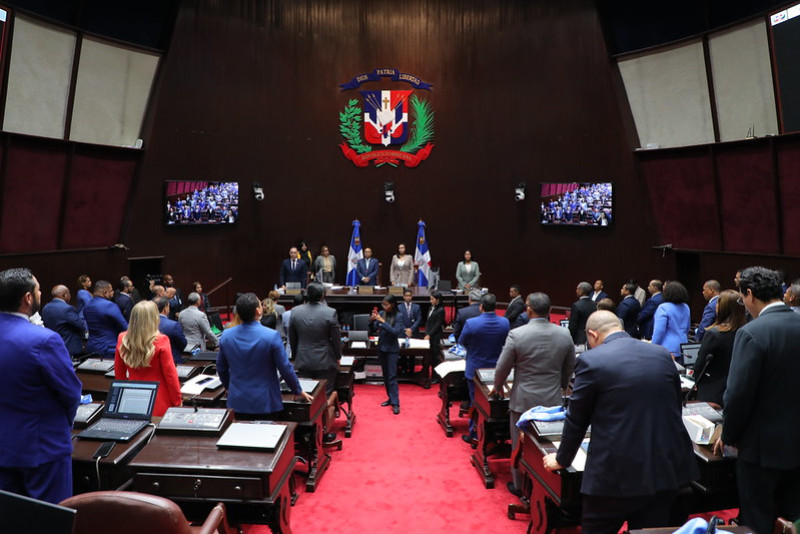 Diputados aprueban en primera lectura cambios al Código Penal y convocan nueva sesión para el lunes