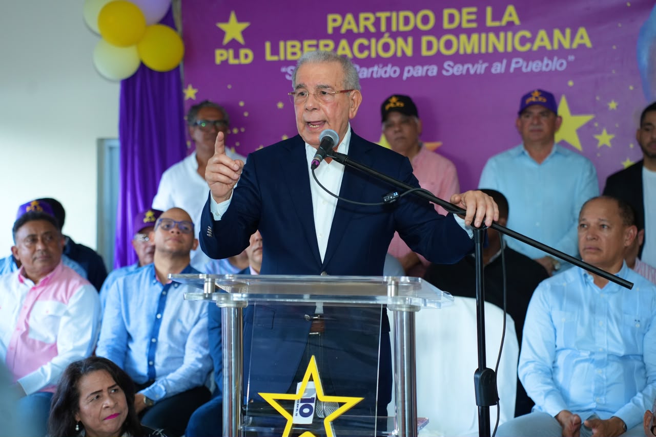 Danilo Medina acusa al Gobierno de elevar la deuda y el gasto sin mejorar la vida de la población