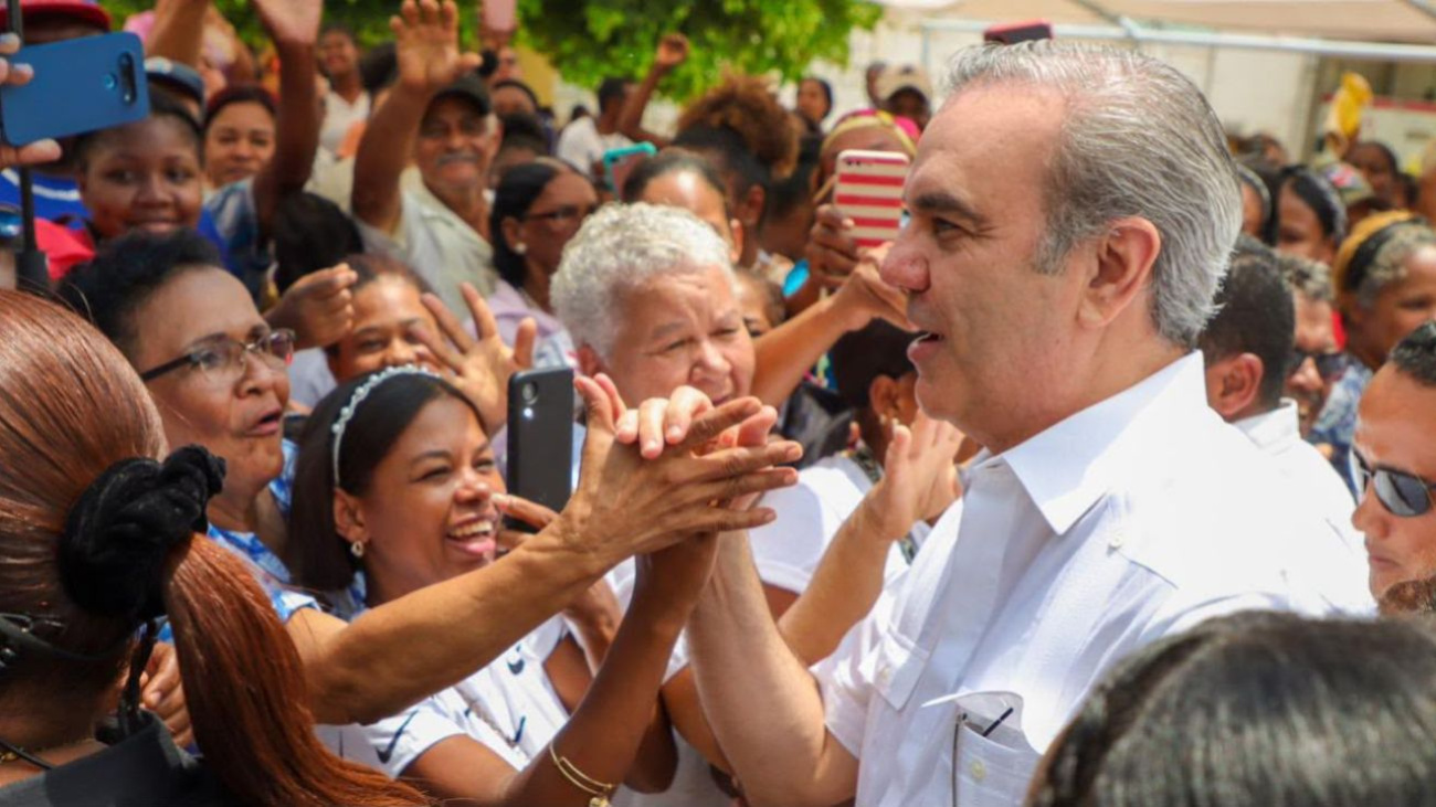 Abinader agotará agenda de inauguraciones, entrega de títulos y actividades por el Día de los Padres