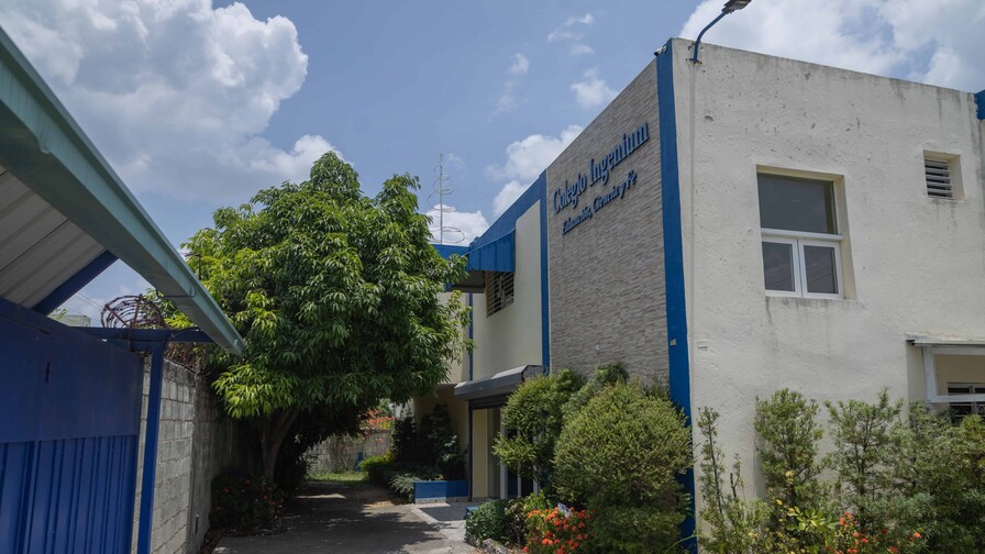 Minerd incorporará el Colegio Ingenium al sistema público para garantizar la continuidad educativa de 377 estudiantes