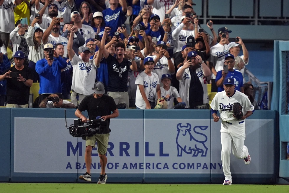 Suena la trompeta: Edwin Díaz vuelve y logra salvamento con Dodgers tras ausencia de 85 juegos