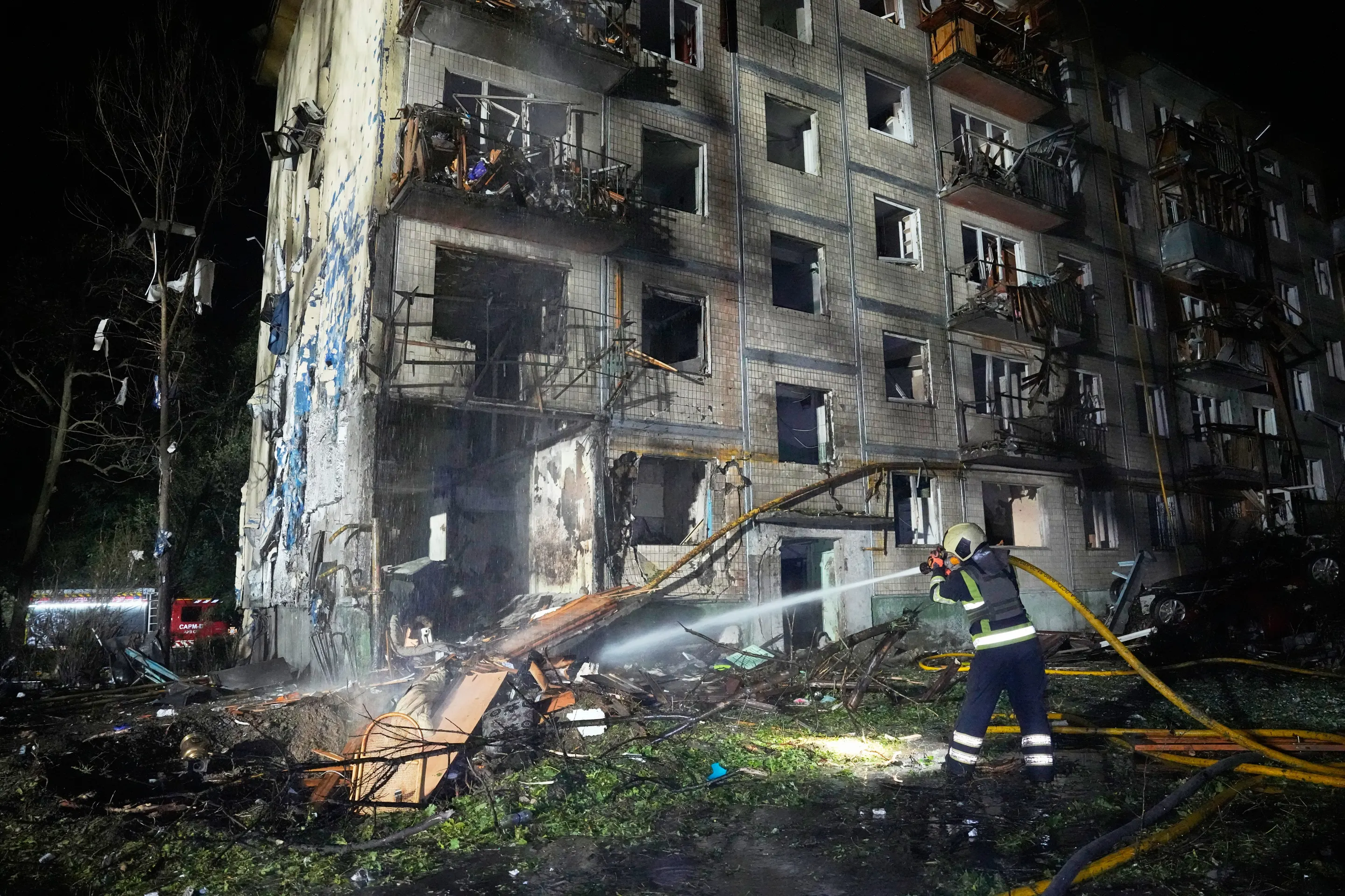 Un ataque ruso contra Kiev causa al menos nueve muertos y 28 heridos