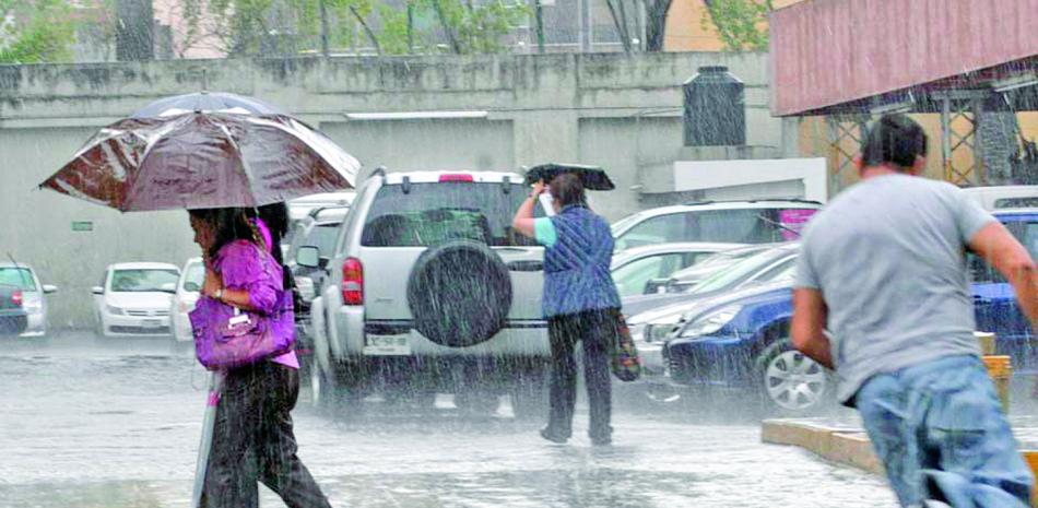 Onda tropical y vaguada provocarán aguaceros, tormentas eléctricas y altas temperaturas; mantienen alertas para el Gran Santo Domingo y San Cristóbal