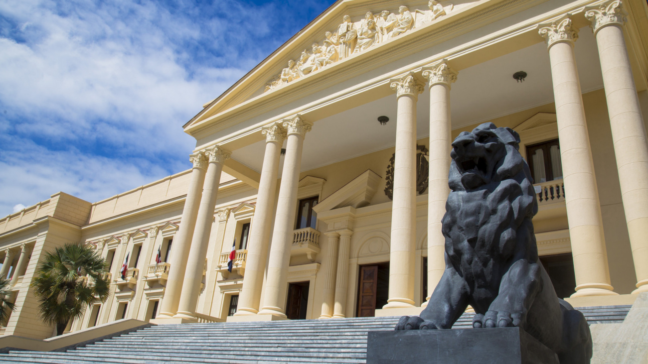 Entra en vigor el nuevo Código Penal y República Dominicana deja atrás una legislación de más de 141 años