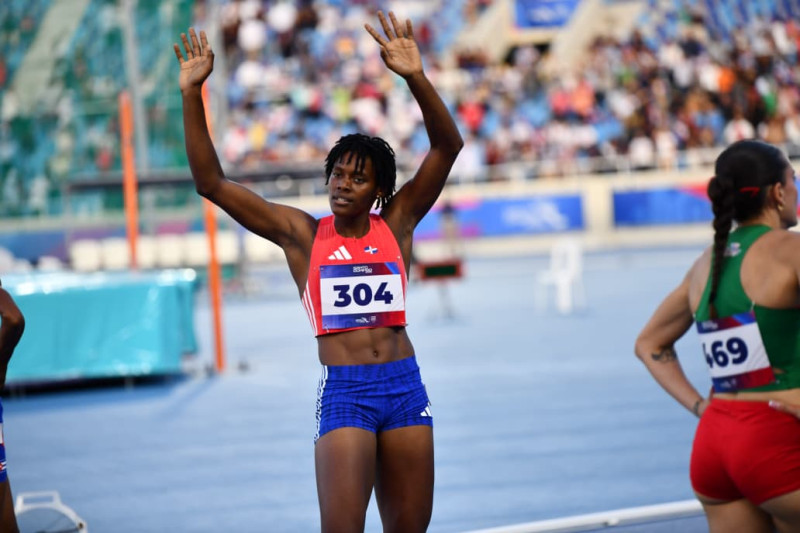 Marileidy Paulino avanza a la final de los 400 metros en Santo Domingo 2026