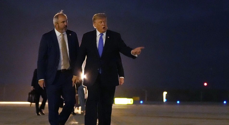 Trump dice que el acuerdo para reabrir el estrecho de Ormuz podría llegar el miércoles