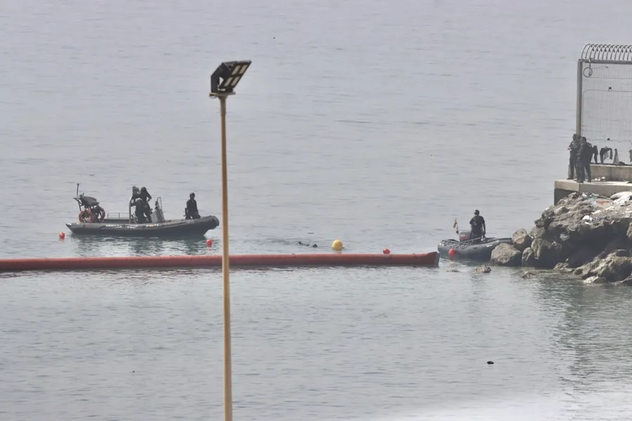 Marruecos procesa a 34 personas por organizar cruces clandestinos a Ceuta