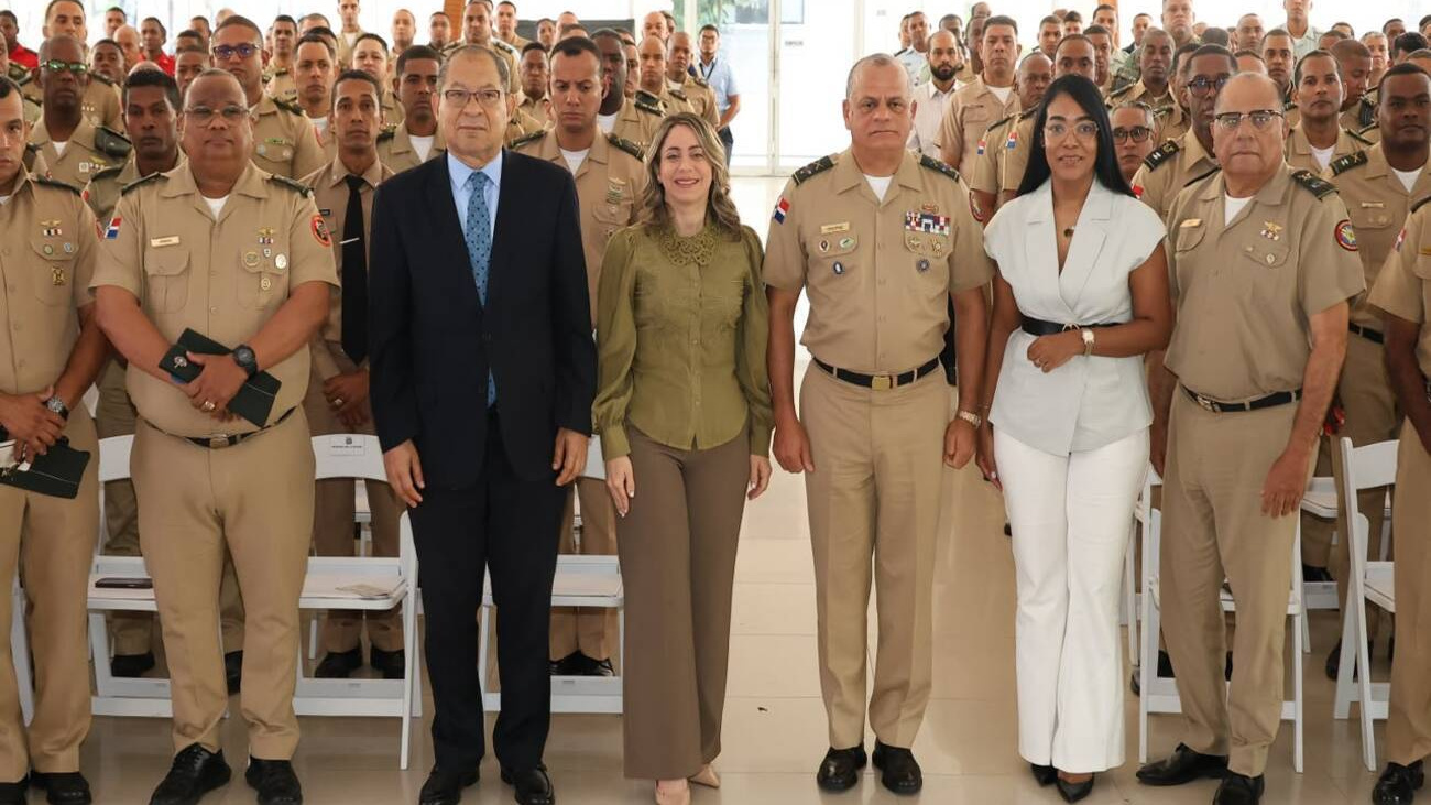 Ministerio de Defensa y Ministerio de la Mujer impulsan consulta nacional para fortalecer la prevención de la violencia contra las mujeres