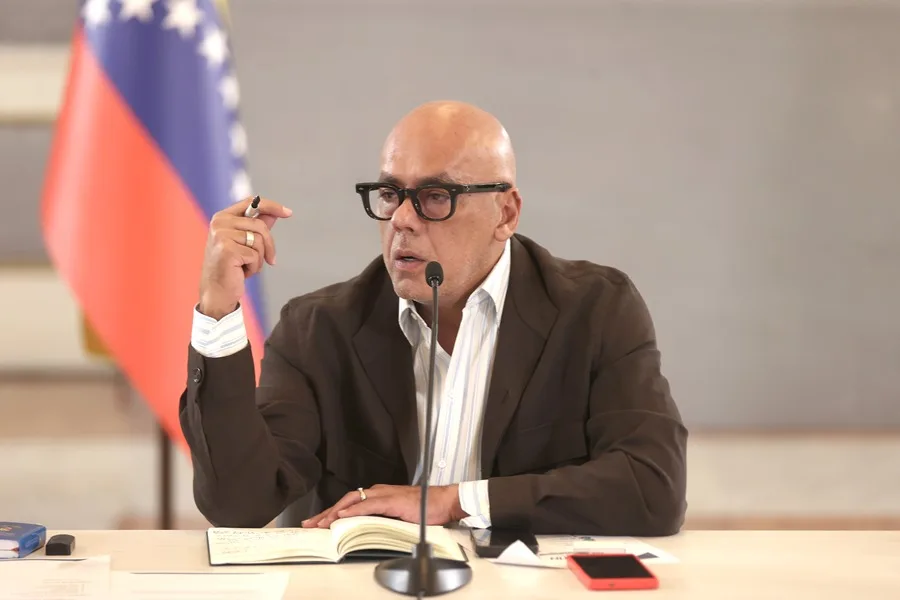 El chavismo y la oposición conversan por segundo día tras iniciar un diálogo por la transición en Venezuela