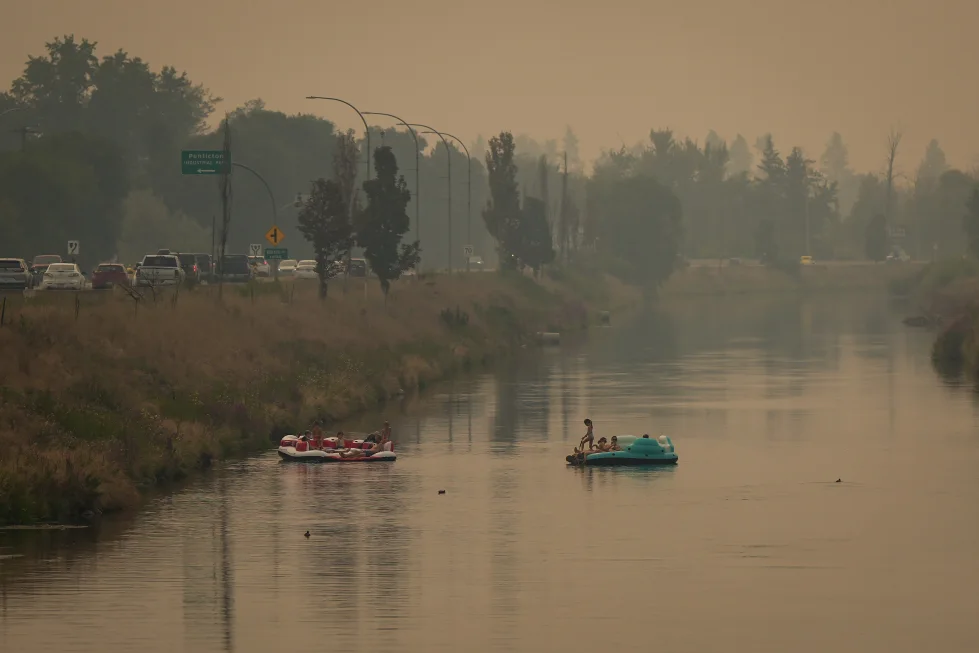 Canadá pone al Ejército en alerta por incendios que dejan una mujer muerta y más de 20,000 evacuados