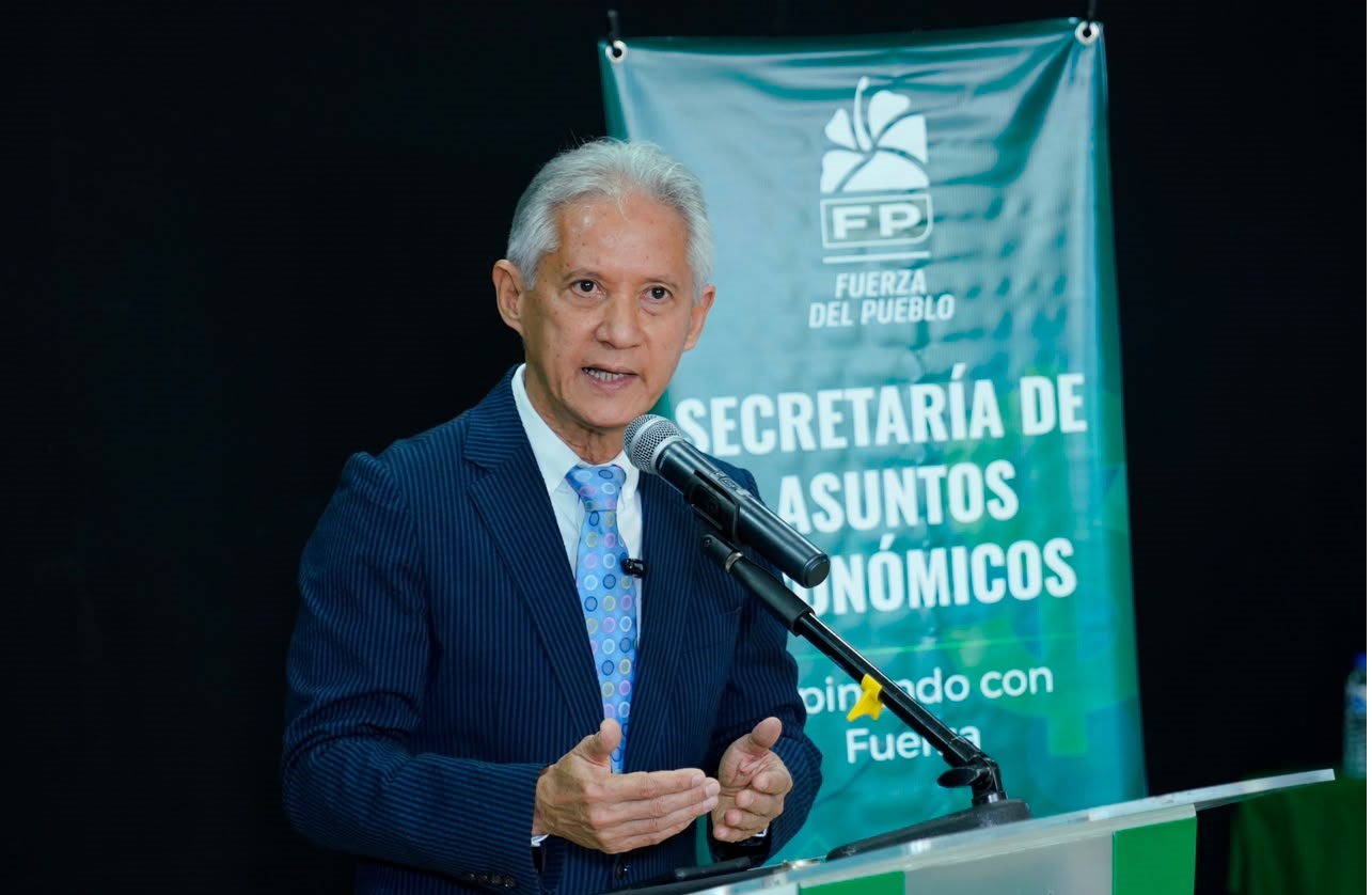 FP: Tras seis años de gobierno, comida y útiles escolares cuestan más y los dominicanos tienen menos dinero en sus bolsillos