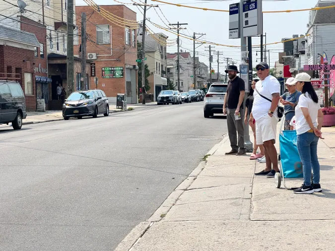 Crece presencia de agentes de ICE en Queens y aumenta el temor entre comunidades inmigrantes