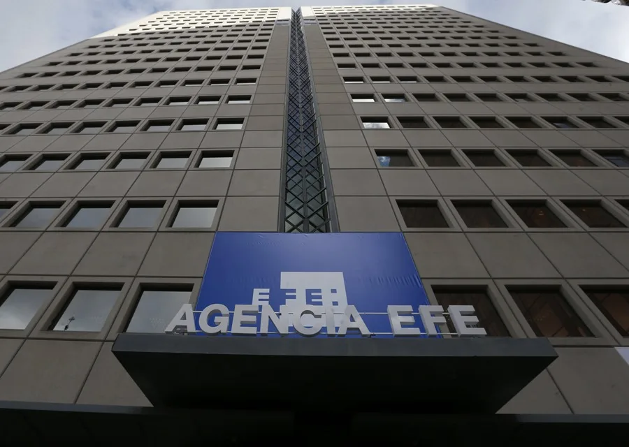 Marruecos expulsa de Castillejos a periodistas de EFE y RTVE que cubrían la crisis migratoria en Ceuta