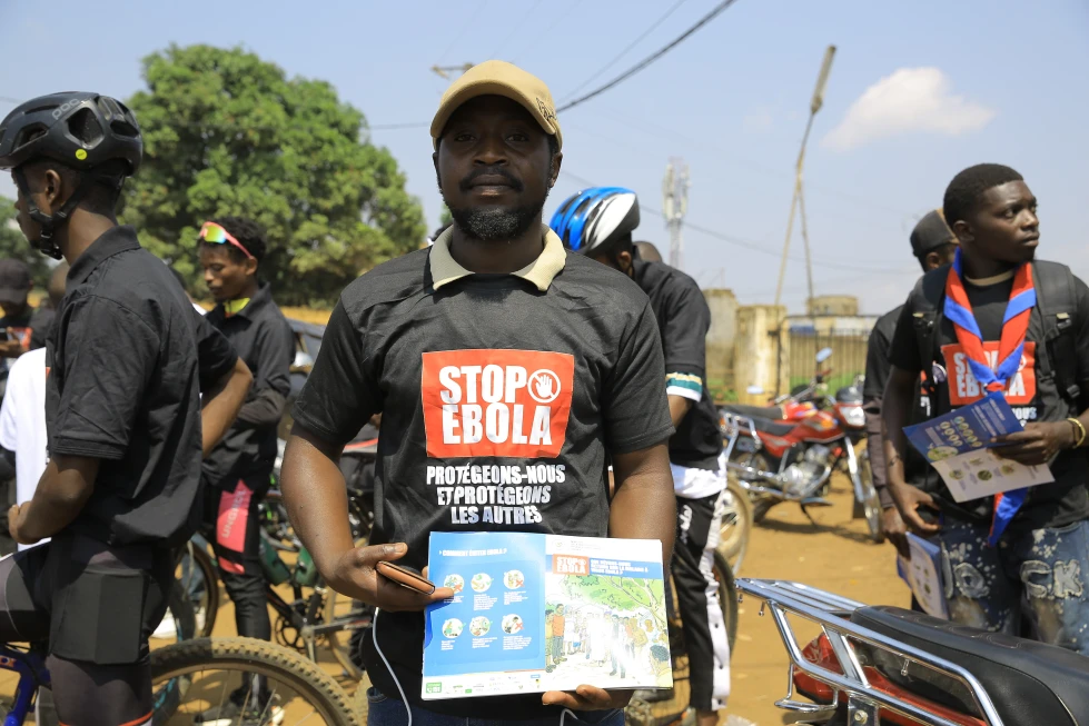 Congo recibe primeras 16,250 dosis de vacuna mientras enfrenta el brote de ébola más rápido de su historia