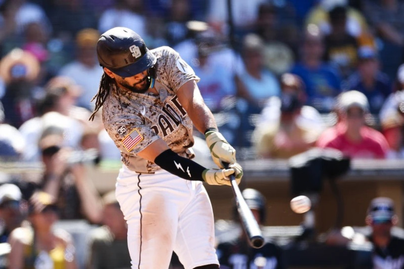 Fernando Tatis Jr. dispara dos jonrones y Padres barren a Mellizos con triunfo 8-1