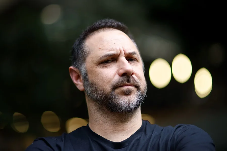 El director argentino Demián Rugna: «Hacer historias locas y en español no me ha hecho el camino más fácil»