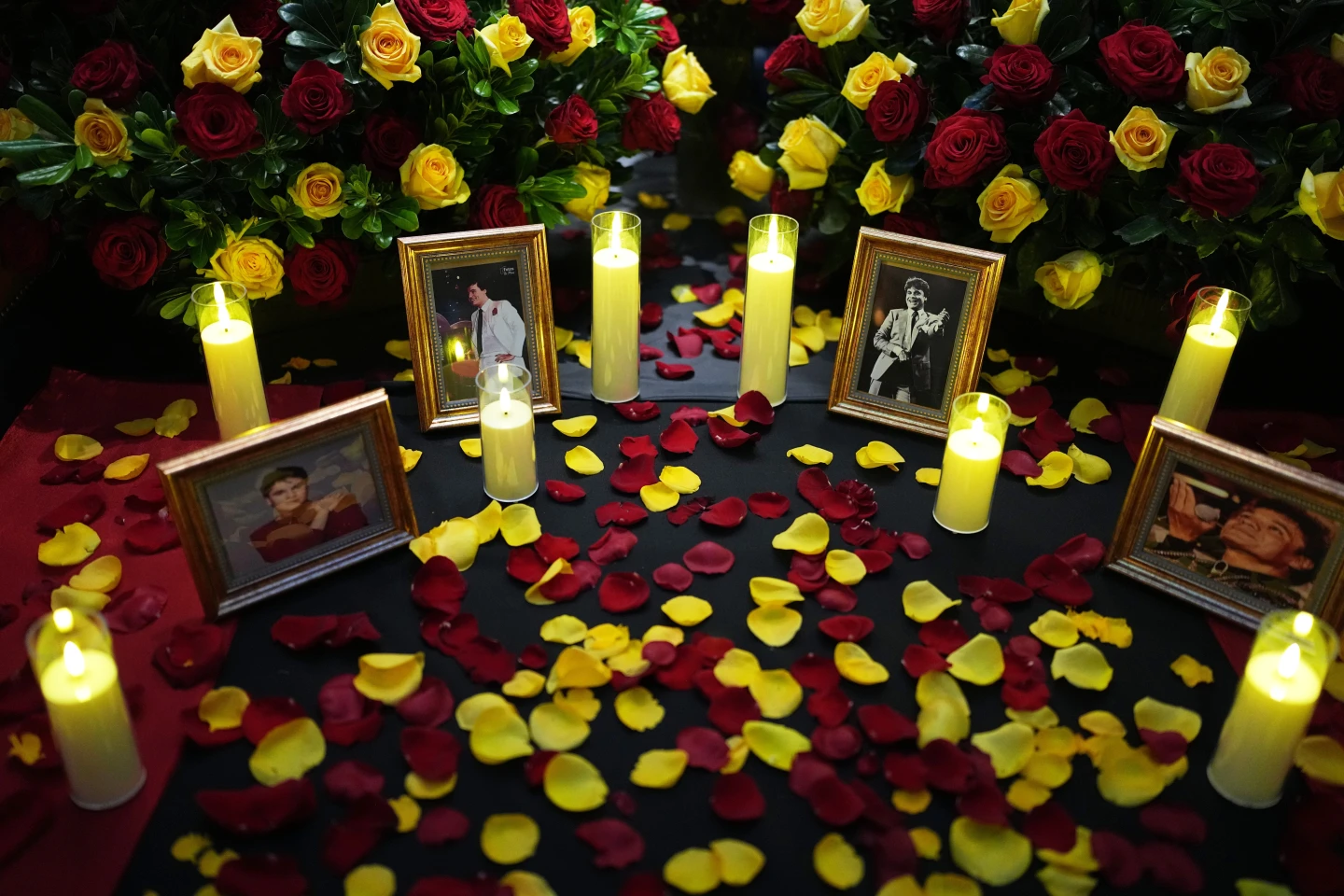 Juan Gabriel revive entre mariachis, cine y homenajes a diez años de su muerte