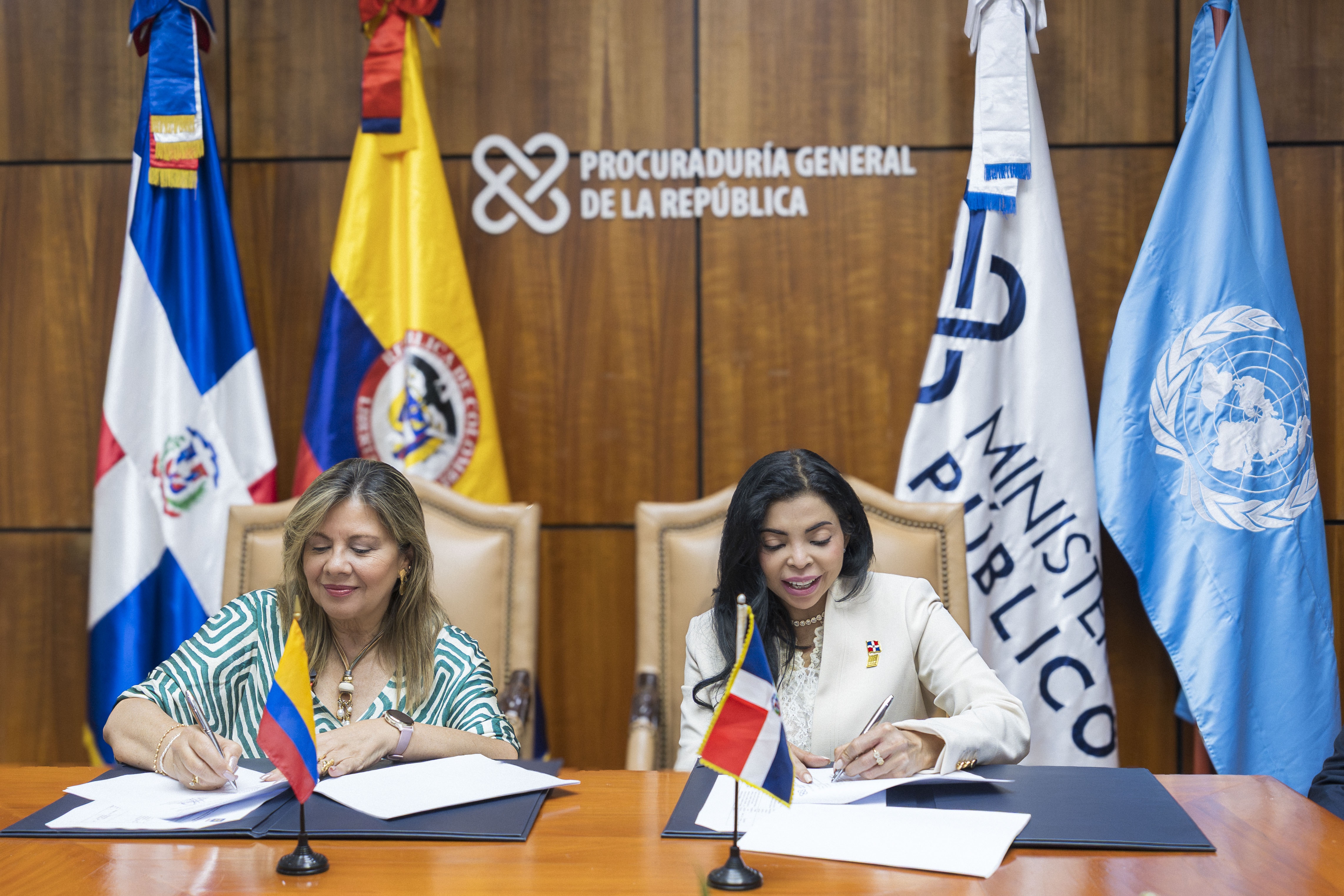 República Dominicana y Colombia crean equipo conjunto contra la trata y el crimen organizado