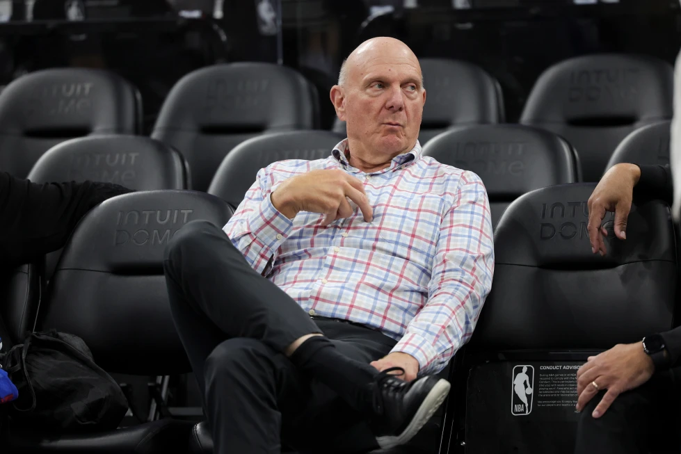 Clippers quedan en situación crítica tras castigo sin precedentes de la NBA