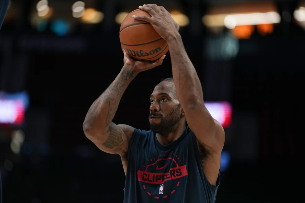 Raptors y Clippers podrían reactivar el traspaso de Kawhi Leonard