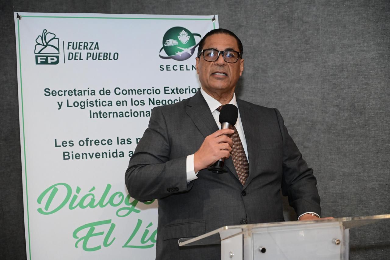 Fuerza del Pueblo emplaza a la DGA a demostrar el destino de 3,900 contenedores en tránsito hacia Haití