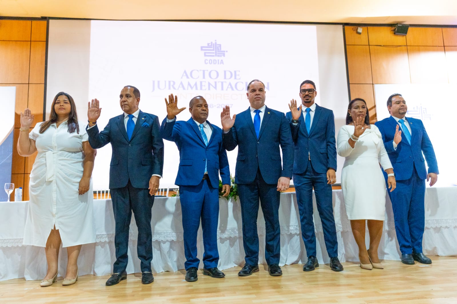 “Hemos hecho lo que teníamos que hacer”, expresan padres de George Richardson tras asumir la presidencia del CODIA