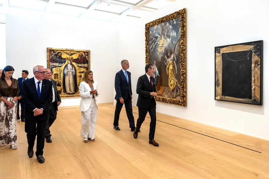 Felipe VI inaugura Faro Santander, nuevo espacio para el arte abierto al mundo y al futuro