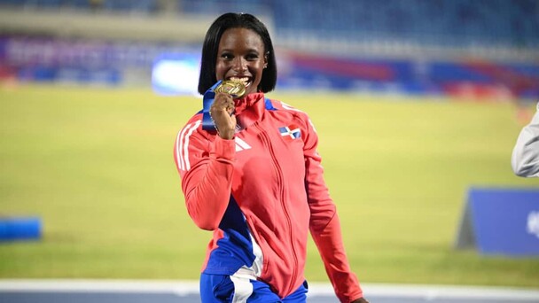 Liranyi Alonso conquista oro en los 100 metros y plata en los 200 en Omán