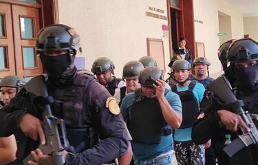 Envían a juicio a miembros de red acusada de robar y vender miles de municiones de la Policía