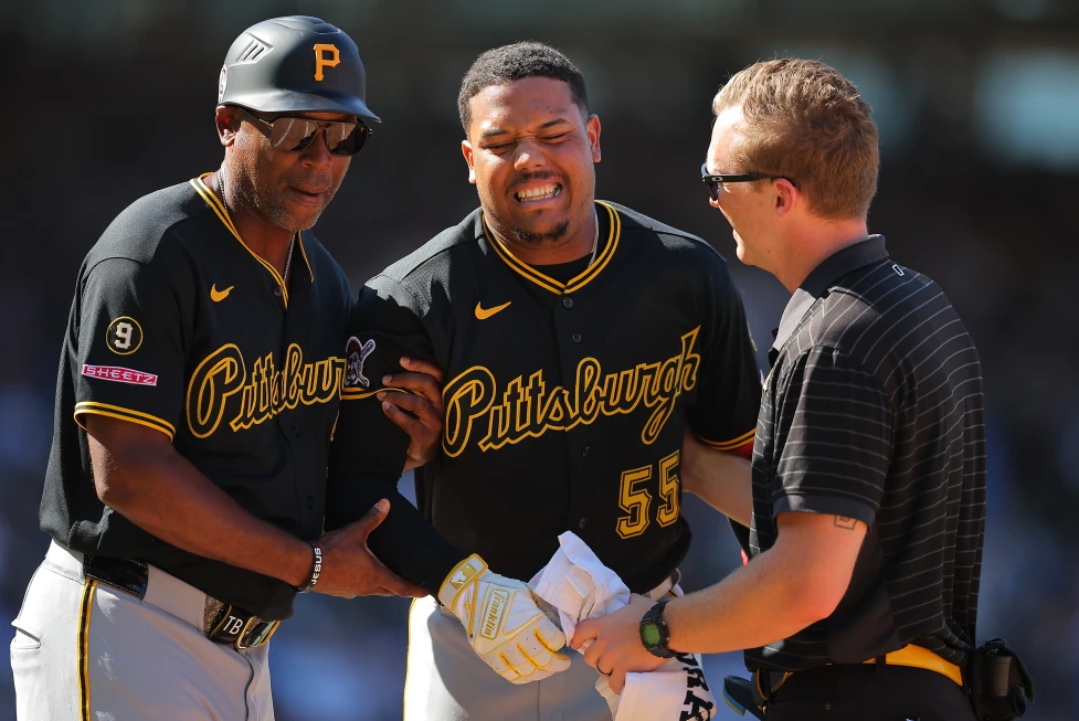 Piratas colocan al dominicano Esmerlyn Valdez en lista de lesionados y su temporada podría terminar