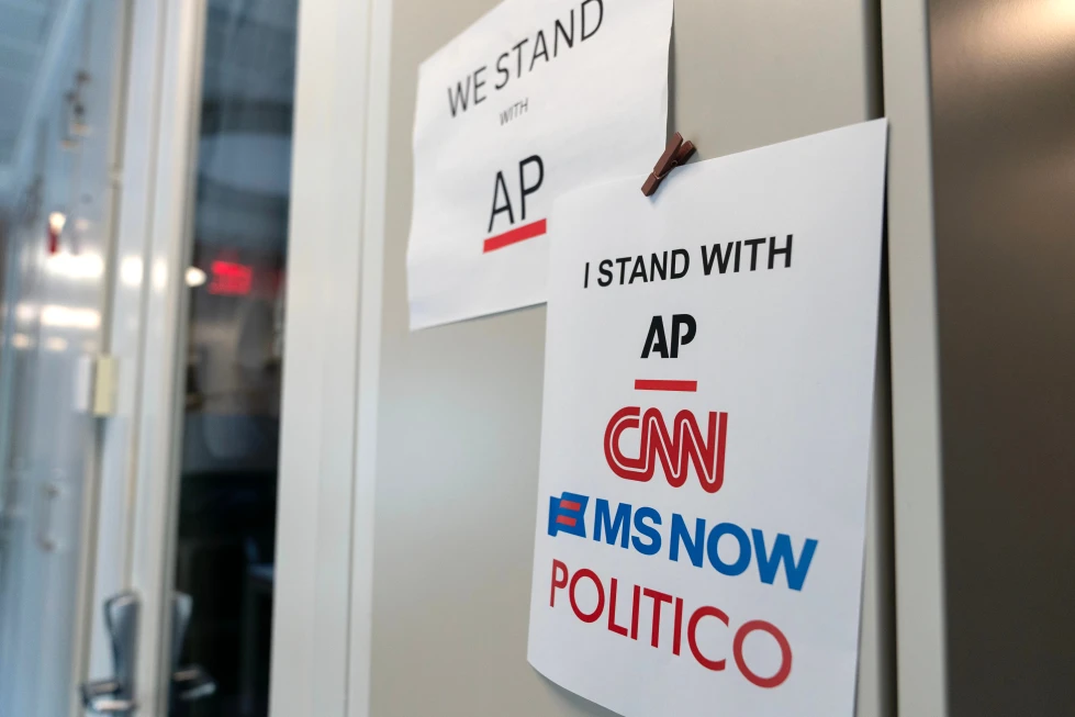 Trump increpa a periodista de CNN en la ONU mientras continúa su disputa por el acceso de medios a la Casa Blanca