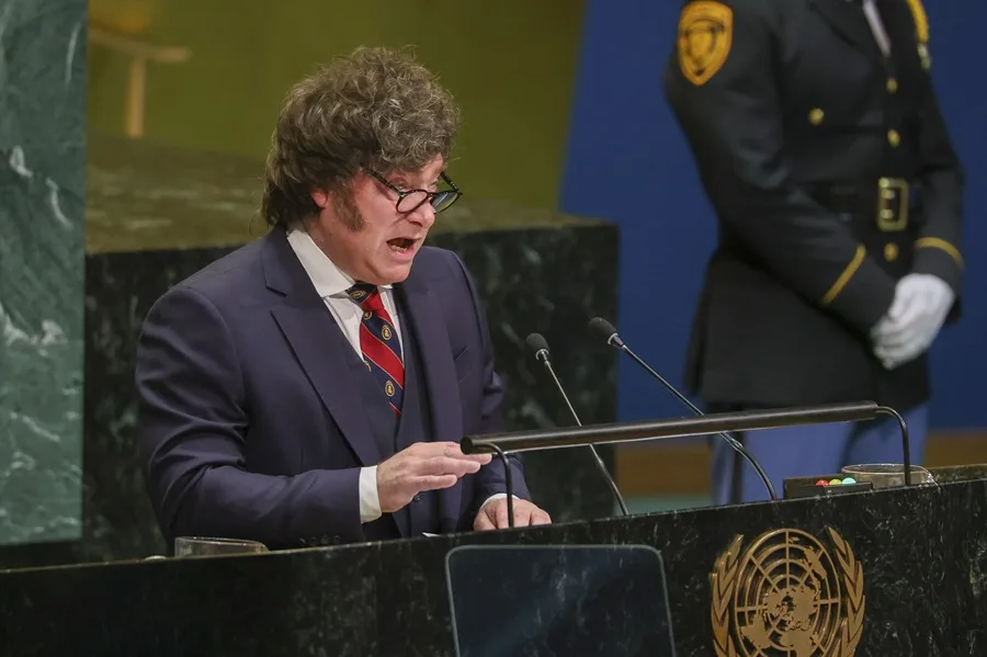 Milei pide negociar sobre las Malvinas y amenaza a las empresas que explotan los recursos de las islas