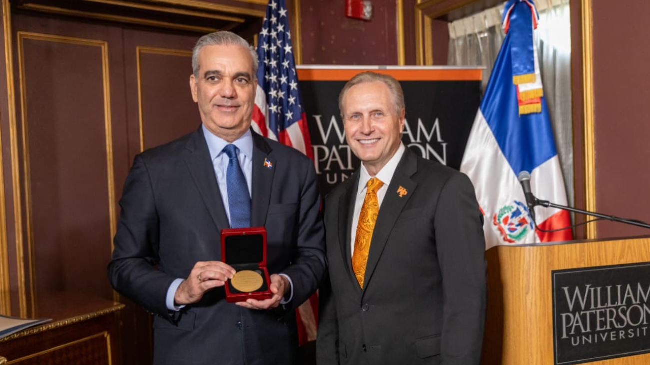 William Paterson University otorga a Luis Abinader su Medalla Presidencial, el máximo honor de esa casa de estudios