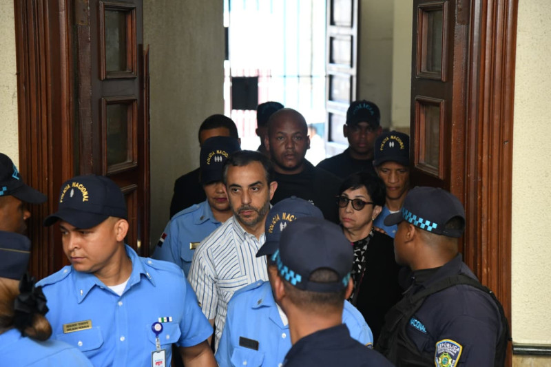 Juicio contra hermanos Espaillat continuará el 2 de octubre; testigo relata filtraciones en Jet Set