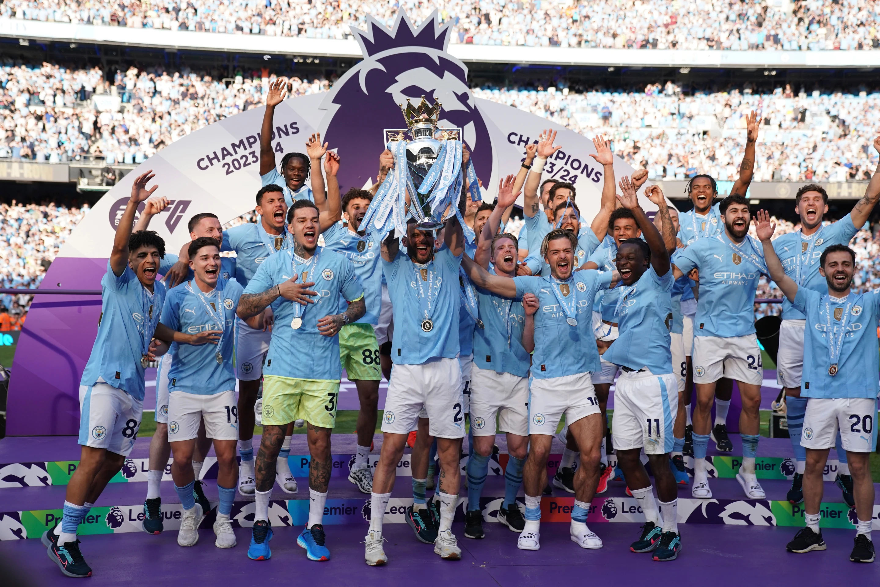 Manchester City, declarado culpable de graves infracciones financieras; anuncia apelación y espera sanciones