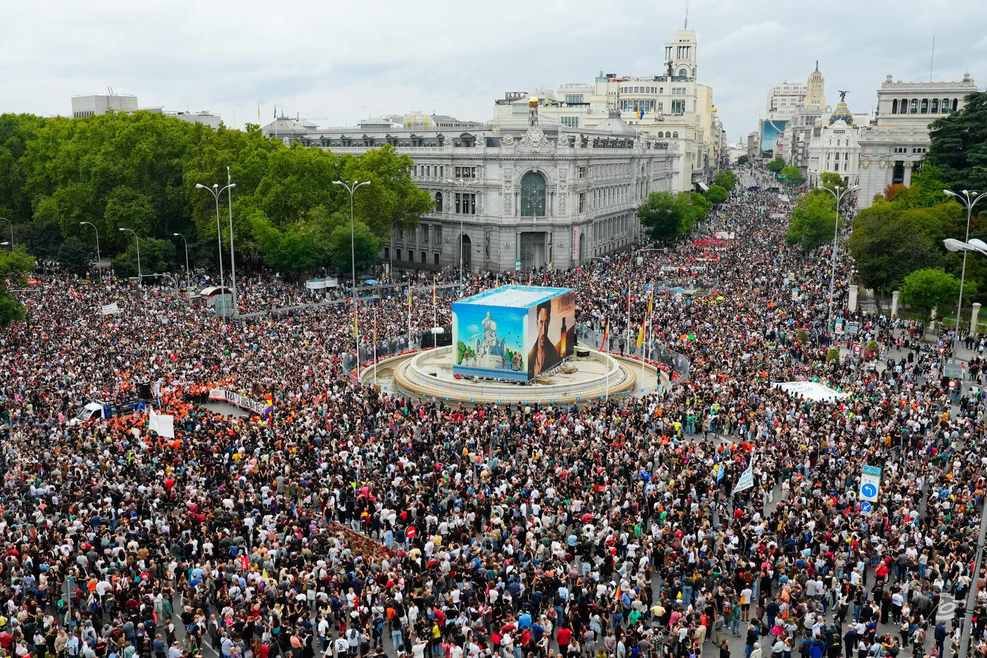 La marcha por vivienda en Madrid reúne a 70.000 personas, mientras en Valencia se producen incidentes