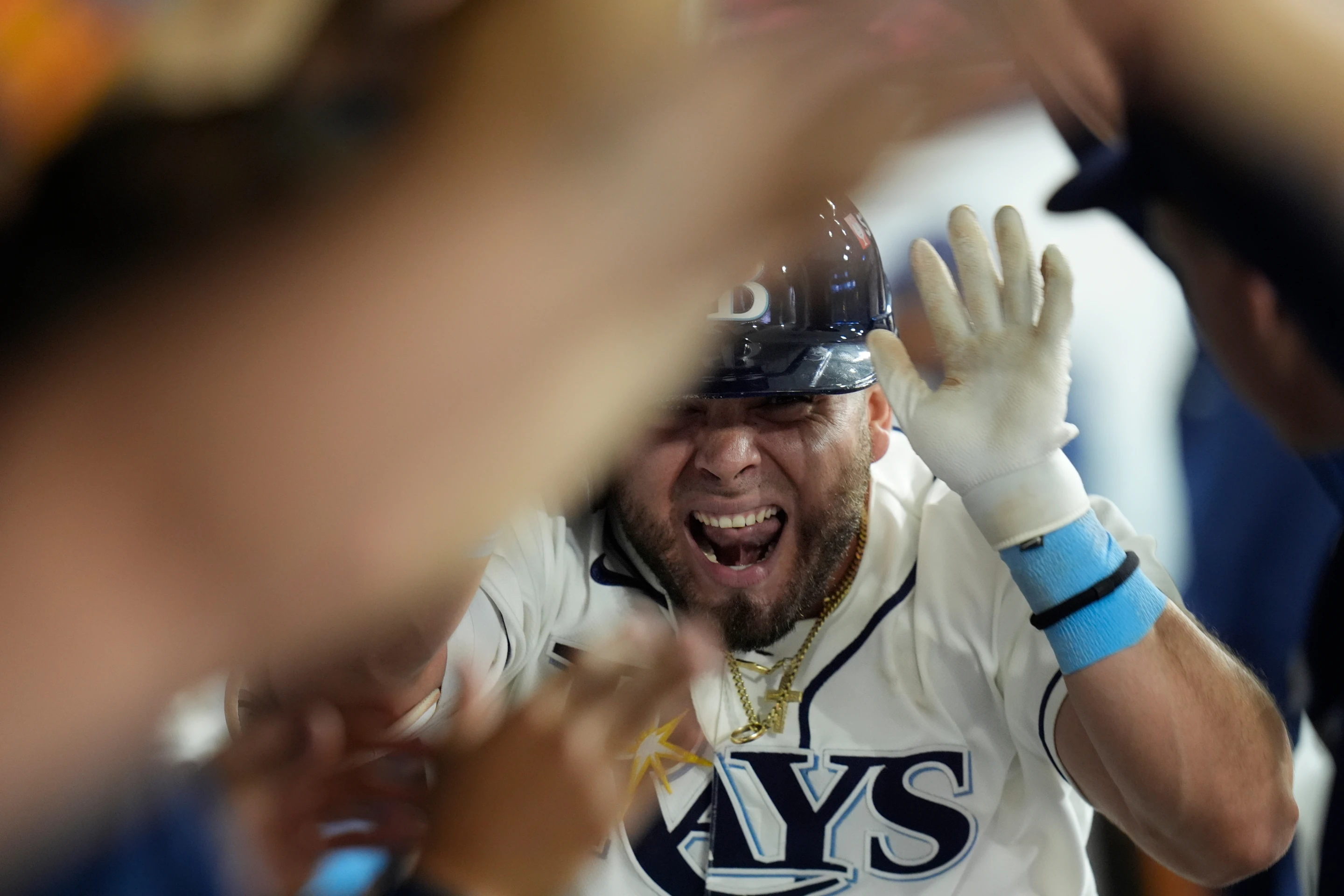 Rasmussen roza el juego sin hits y Aranda decide triunfo de los Rays sobre los Yankees