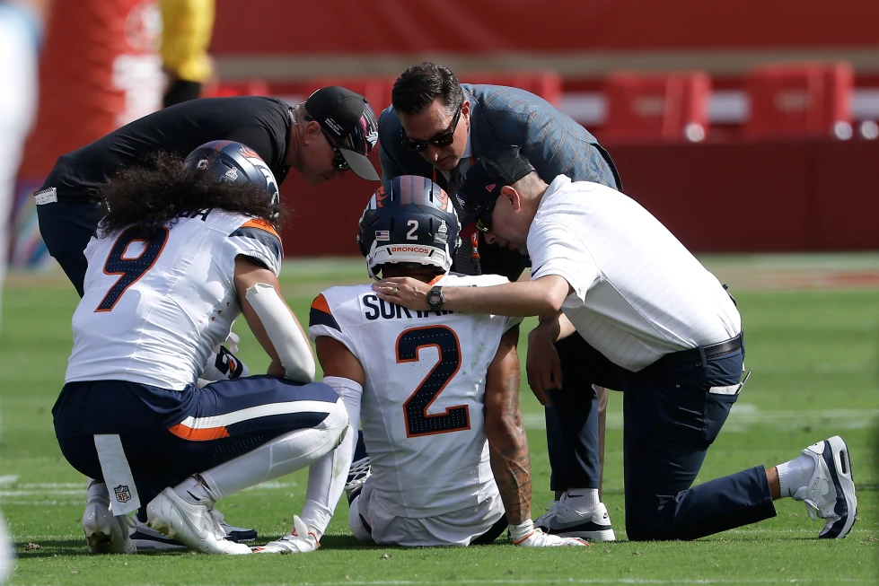 Los Broncos pierden por lesiones a Patrick Surtain II y Riley Moss en la derrota ante los 49ers