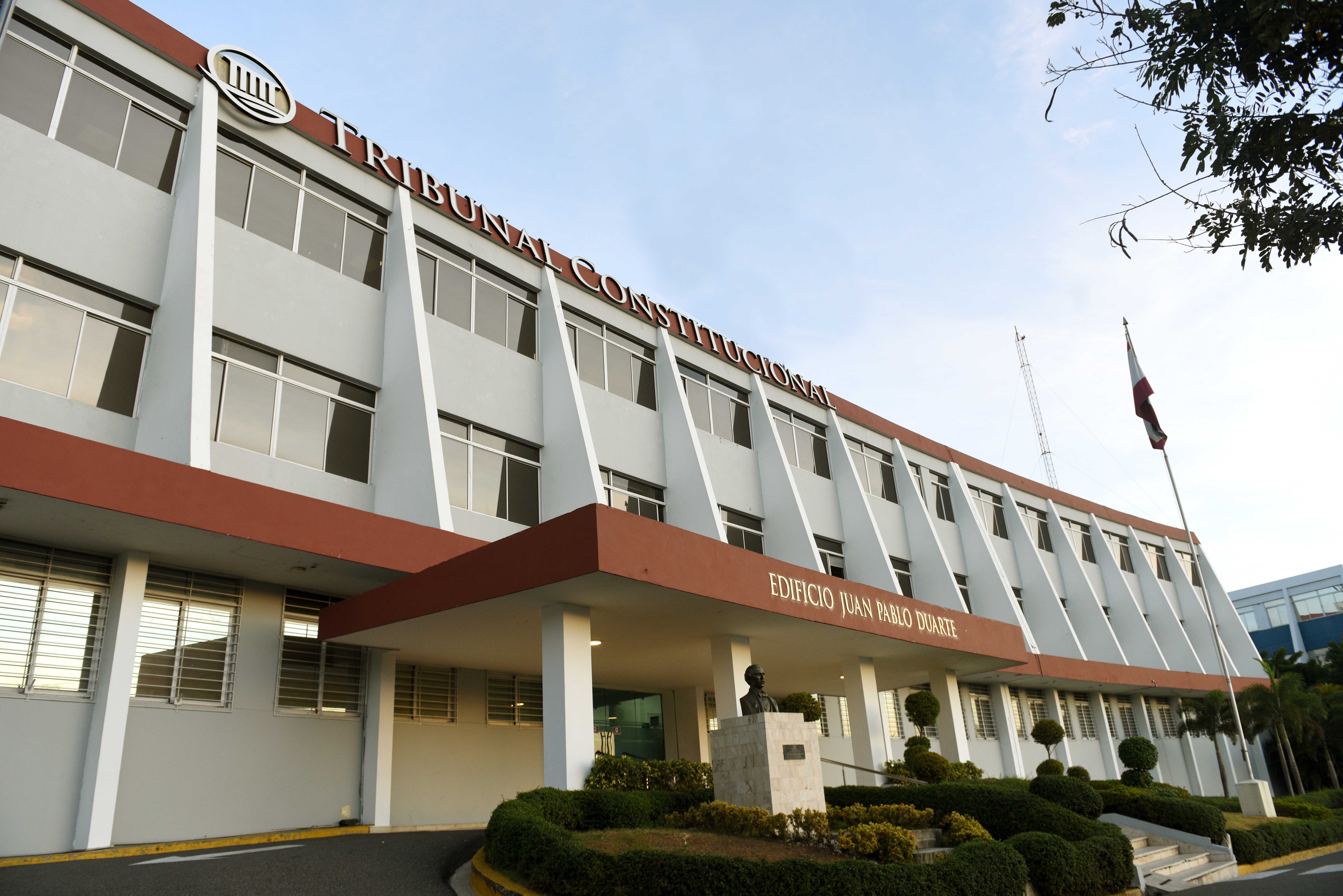 Estado deberá pagar RD$520.49 millones por terrenos expropiados en Samaná tras decisión del Constitucional