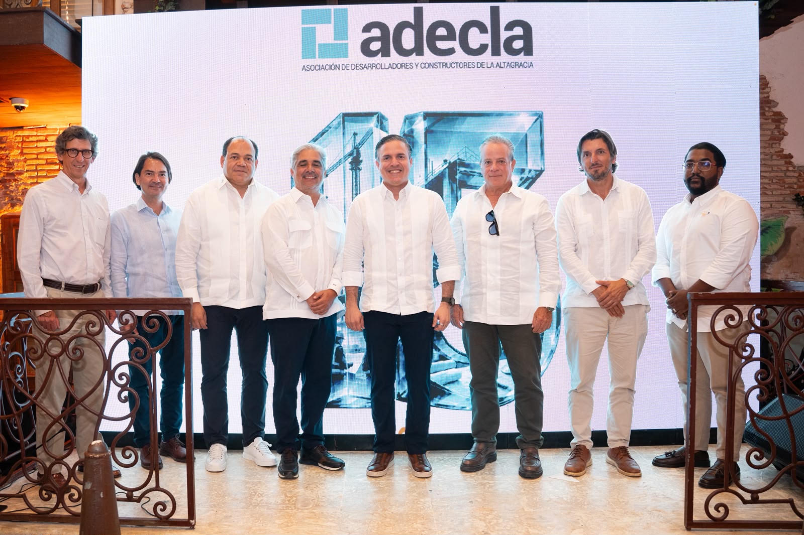MIVED reporta récord de 203 licencias para proyectos que movilizarán más de RD$57 mil millones