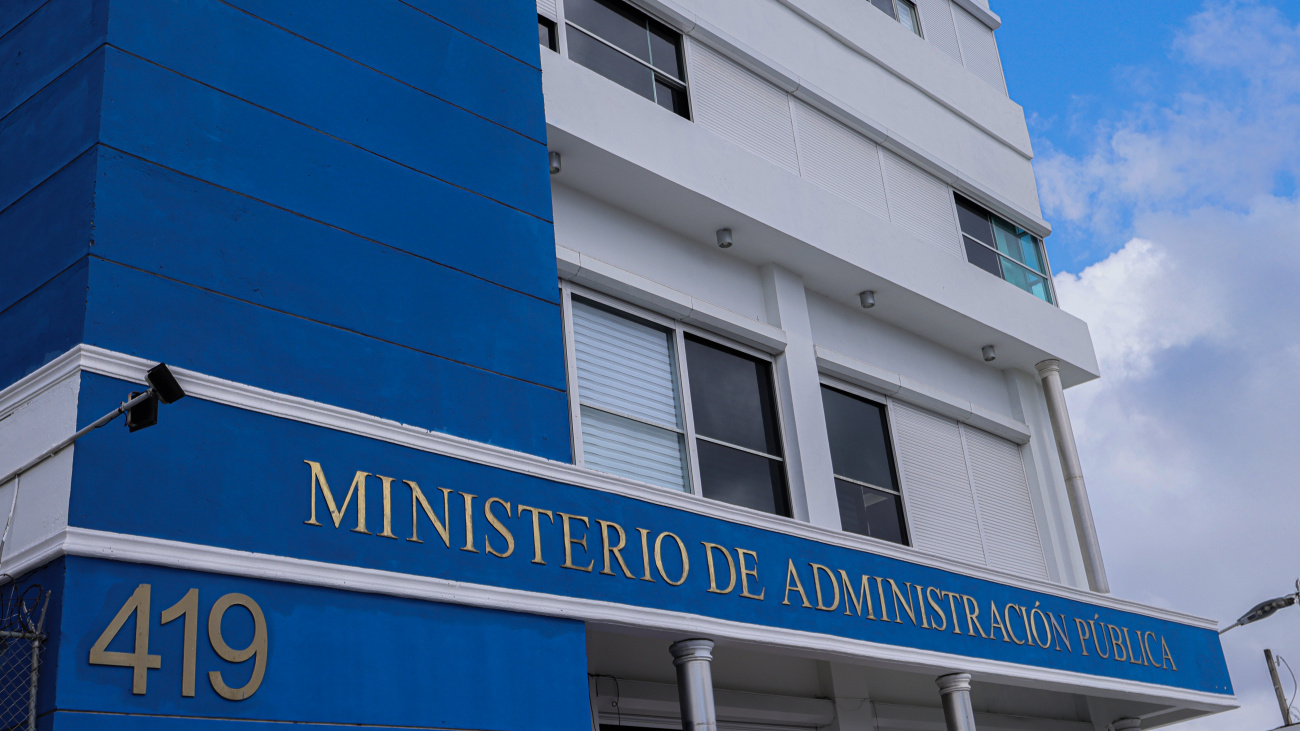 Ejecutivo establece reglamento para coordinar inversiones digitales del Estado y proteger sus datos