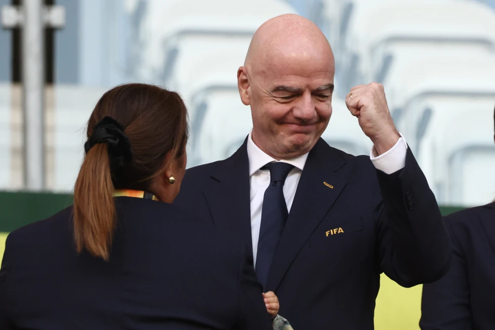 FIFA propone distribuir 6.300 millones de dólares para desarrollo del fútbol a sus asociaciones