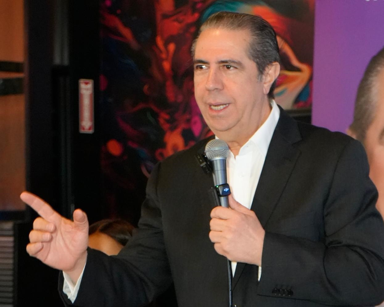 Francisco Javier arremete contra el retroceso eléctrico