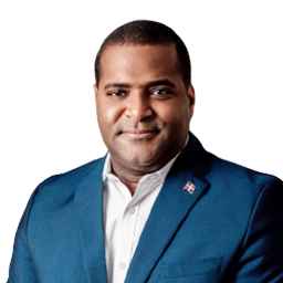 Aristóteles y el político dominicano